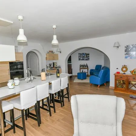 Charming And With Pool And Garden - Praialonga Bed and breakfast Le Castella (Calabria)