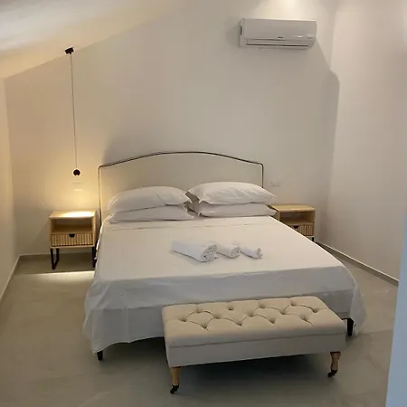 Bed and breakfast Charming And With Pool And Garden - Praialonga Le Castella (Calabria)