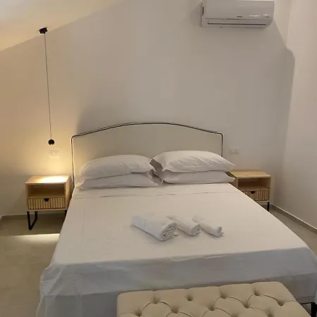 Charming And With Pool And Garden - Praialonga *