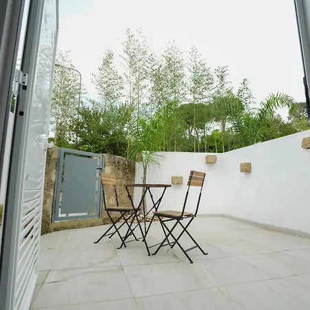 Charming And With Pool And Garden - Praialonga