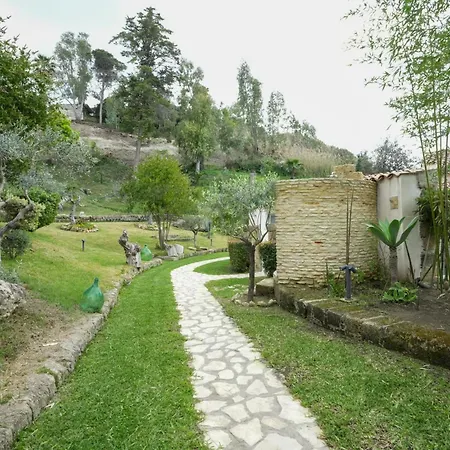 Bed and breakfast Charming And With Pool And Garden - Praialonga