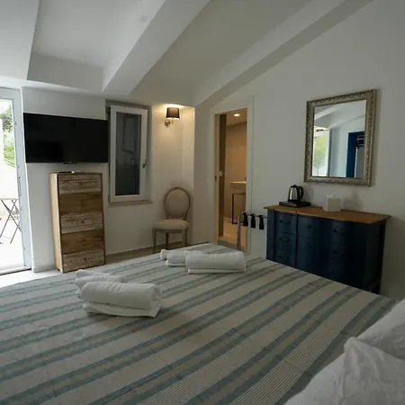 Bed and breakfast Charming And With Pool And Garden - Praialonga