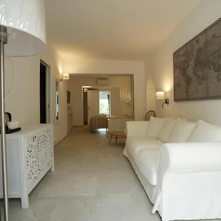 Charming And With Pool And Garden - Praialonga Bed and breakfast
