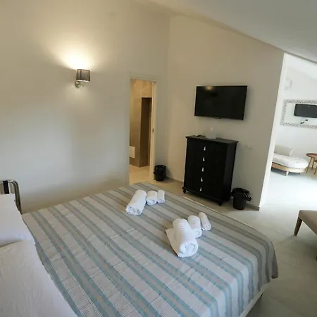 Charming And With Pool And Garden - Praialonga * Le Castella (Calabria)