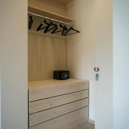 Charming And With Pool And Garden - Praialonga Отель типа 