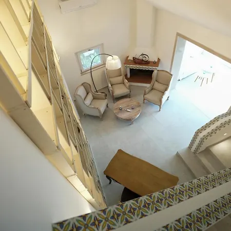 فندق مبيت وإفطار Praialonga With Pool And Garden 4*