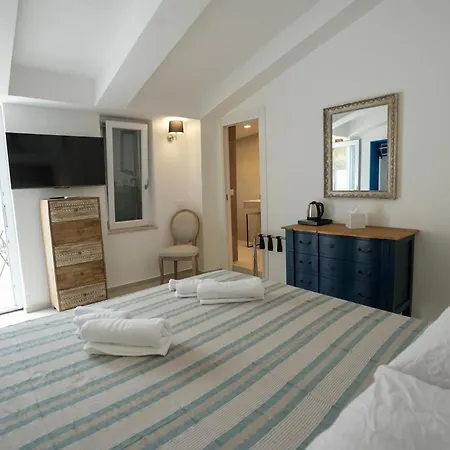 Bed and breakfast Charming And With Pool And Garden - Praialonga Le Castella (Calabria)