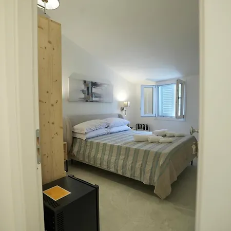 Charming And With Pool And Garden - Praialonga
