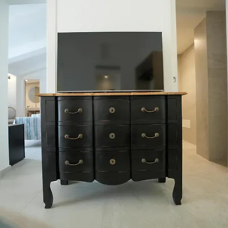 فندق مبيت وإفطار Praialonga With Pool And Garden