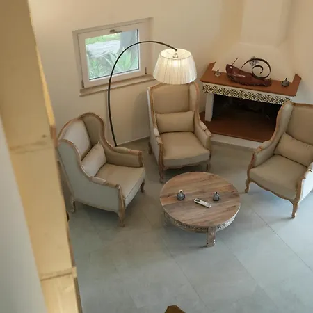 Praialonga With Pool And Garden لا كاستيلا