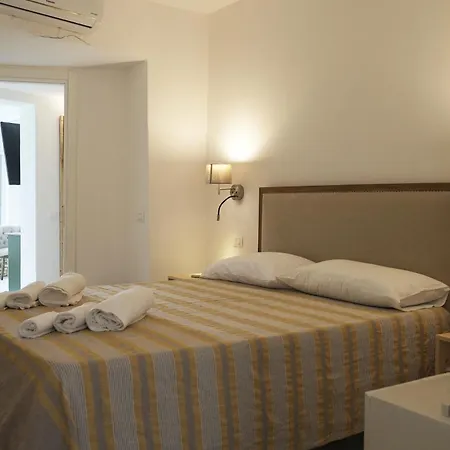 Praialonga With Pool And Garden لا كاستيلا