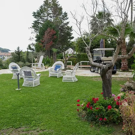 Charming And With Pool And Garden - Praialonga Bed and breakfast *