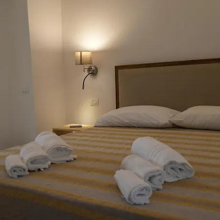 Bed & Breakfast Charming And With Pool And Garden - Praialonga *