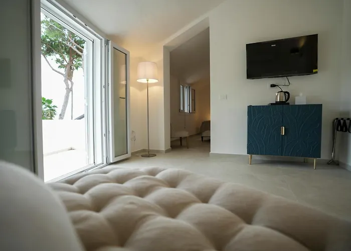 Praialonga With Pool And Garden 利卡斯戴勒