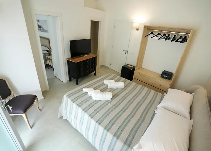 Praialonga With Pool And Garden Bed & Breakfast 4*