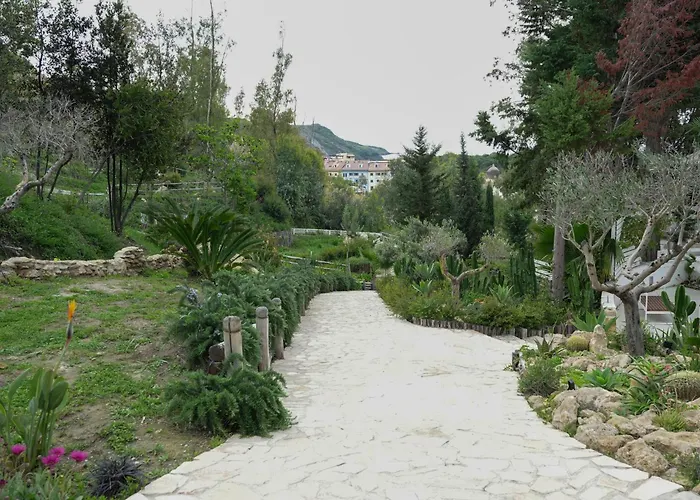 Bed & Breakfast Praialonga With Pool And Garden 4*