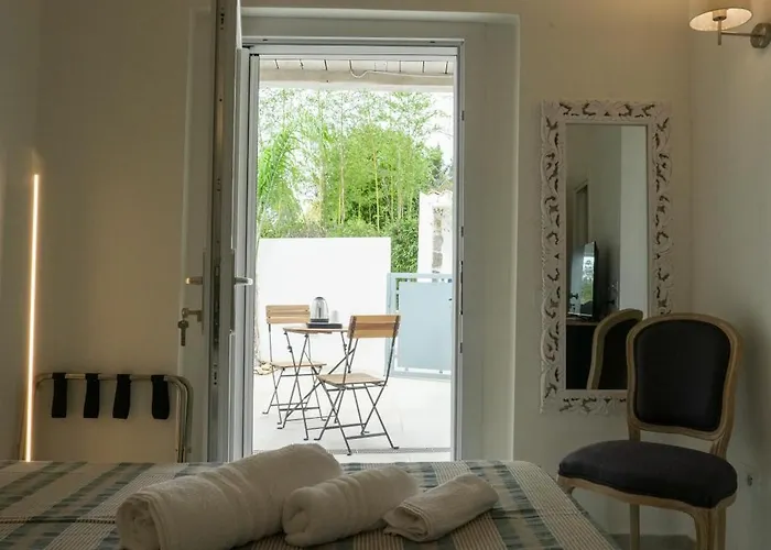 Bed & Breakfast Praialonga With Pool And Garden