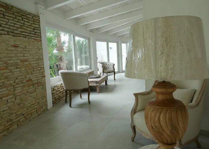 Bed & Breakfast Praialonga With Pool And Garden